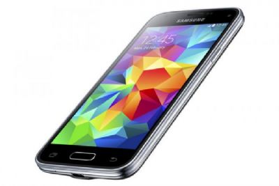 Samsung nos deja ver al Galaxy S5 mini