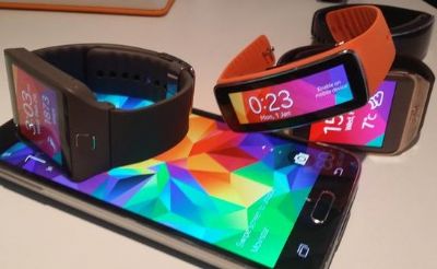 Los nuevos relojes wereables de Samsun son el Gear 2, Gear Neo y Gear Fit. Tres Gadgets que que te encantarán pués son capaces de conectarse a 20 modelos de Samsung.